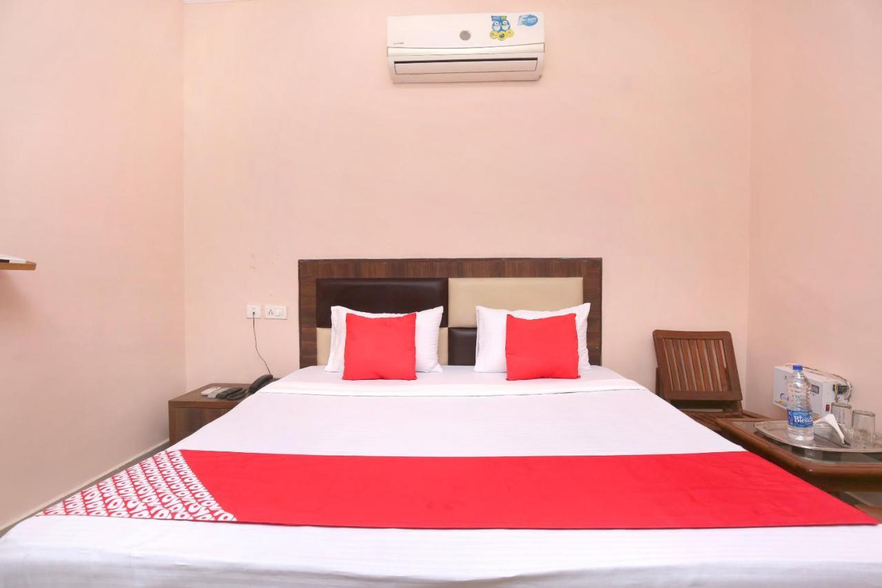 Oyo 24423 Hotel Royal Sohāna المظهر الخارجي الصورة