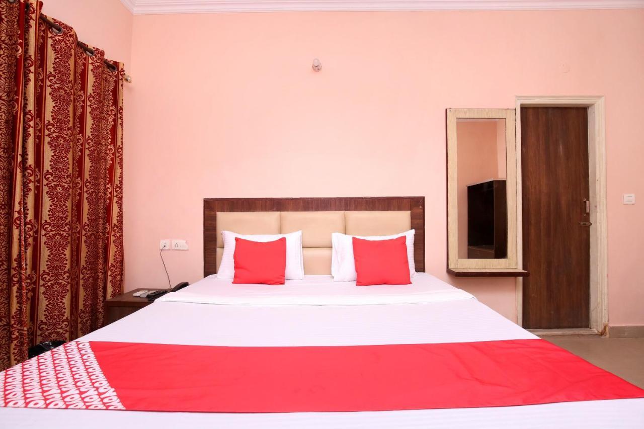 Oyo 24423 Hotel Royal Sohāna المظهر الخارجي الصورة